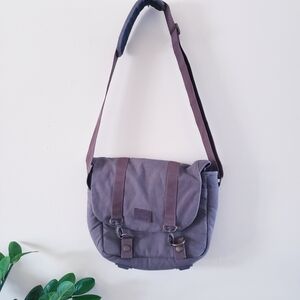 Roots Flannel Digital SLR Camera Bag (RG25) - Grey/Brown Like NEW